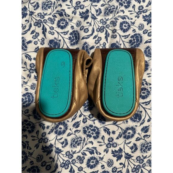 Tieks Champagne limited Edition Gold ballet flats elastic trim 8 - Picture 12 of 14